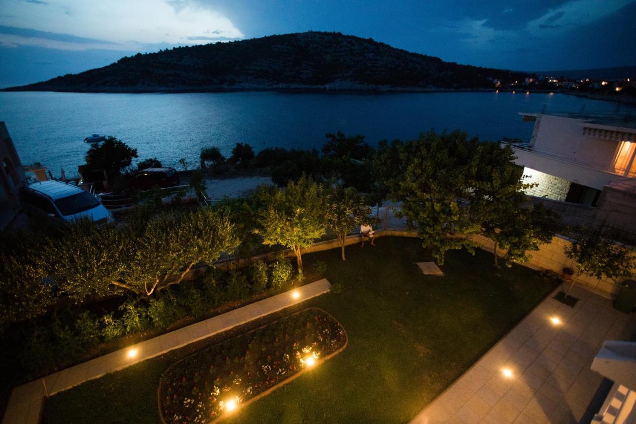 Apartments By The Sea Razanj, Rogoznica - 7484 Zewnętrze zdjęcie
